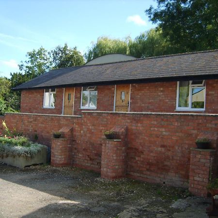 Church Farm Stratford-upon-Avon Bagian luar foto